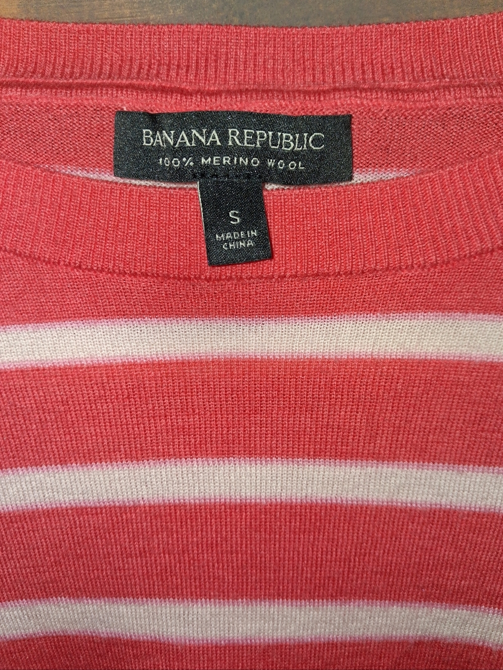 Banana Republic Merino Wool Sweater S Melon Pink Stripes - Picture 3 of 5